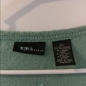 Mixit womens Light green sweater in good condition. Size 2X.